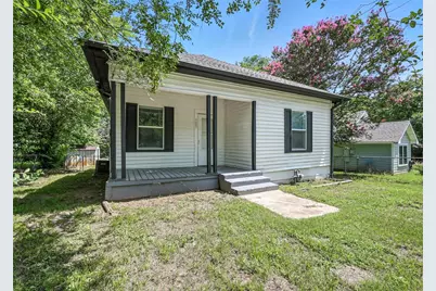 903 W Baker Street, Denison, TX 75020 - Photo 12