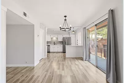 10526 Stone Canyon Road #201, Dallas, TX 75230 - Photo 4