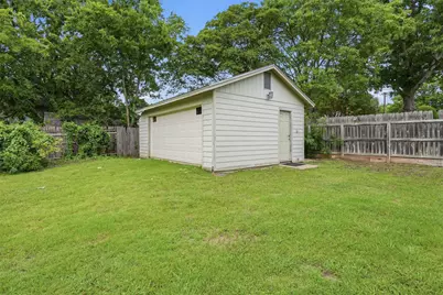 4902 E Boquillas Court, Granbury, TX 76049 - Photo 32