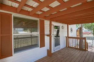 912 Pease River Dr, Granbury, TX 76048 - Photo 8