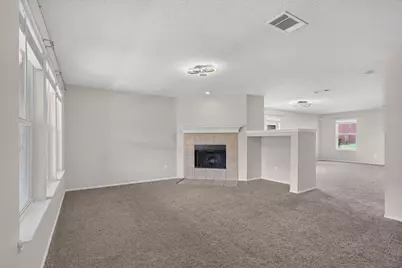 2427 Arroyo Springs Drive, Grand Prairie, TX 75052 - Photo 8