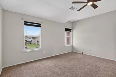 2427 Arroyo Springs Drive, Grand Prairie, TX 75052 - Photo 26