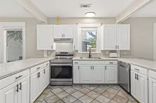 1711 Wood Ave, Waco, TX 76706 - Photo 10