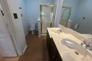 2114 Montclair Ln, Lewisville, TX 75067 - Photo 10