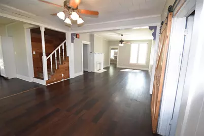 215 E 11th Street, Bonham, TX 75418 - Photo 2