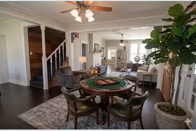 215 E 11th Street, Bonham, TX 75418 - Photo 2