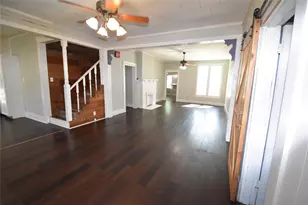 215 E 11th St, Bonham, TX 75418 - Photo 6