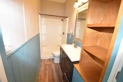 215 E 11th Street, Bonham, TX 75418 - Photo 10