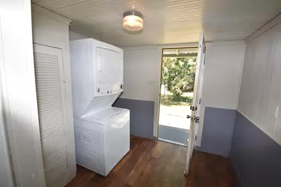 215 E 11th Street, Bonham, TX 75418 - Photo 12