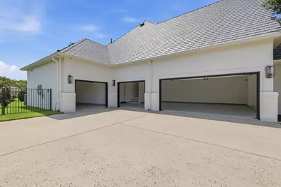 4500 Saddlewood Drive, Flower Mound, TX 75028 - Photo 38
