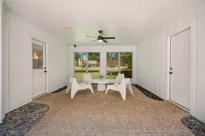 1049 Forest Grove Drive, Dallas, TX 75218 - Photo 22