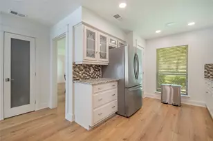 1049 Forest Grove Dr, Dallas, TX 75218 - Photo 8