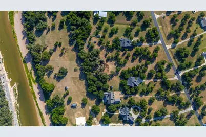 11008 Orchards Boulevard, Granbury, TX 76033 - Photo 2
