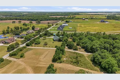 1335 Harrell, Howe, TX 75459 - Photo 2