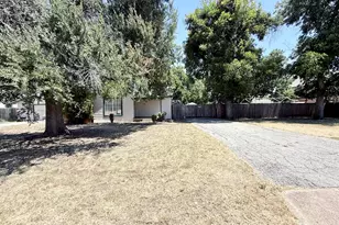 312 Ralph St, White Settlement, TX 76108 - Photo 4