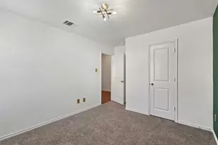 11129 Pond View Ct, Providence Village, TX 76227 - Photo 22