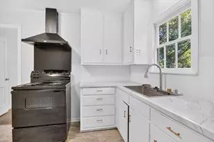 4108 Austin Ave, Waco, TX 76710 - Photo 10