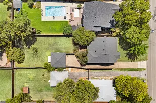 10357 Country Club Dr, Dallas, TX 75218 - Photo 4