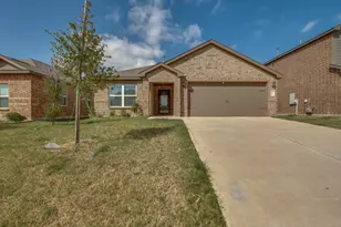 305 Shaw Creek Blvd, Ferris, TX 75125 - Photo 2