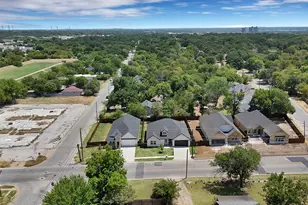 805 Tierney Rd, Fort Worth, TX 76112 - Photo 36