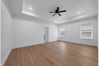 805 Tierney Road, Fort Worth, TX 76112 - Photo 18