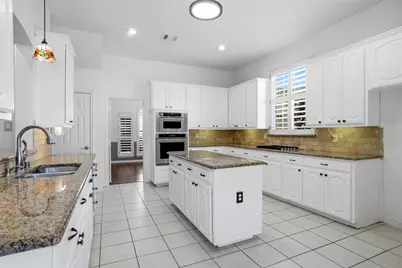 1717 Briaroaks Drive, Flower Mound, TX 75028 - Photo 10