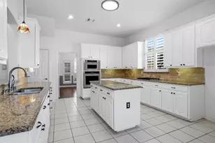 1717 Briaroaks Dr, Flower Mound, TX 75028 - Photo 10