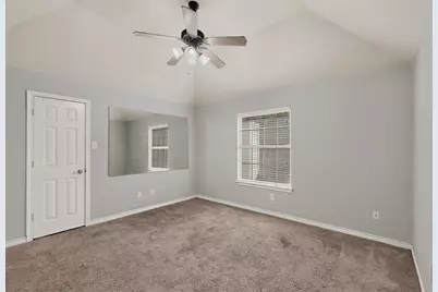 5919 Ridgeway Drive, Grand Prairie, TX 75052 - Photo 18