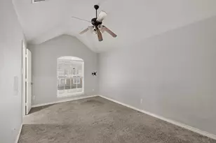 5919 Ridgeway Dr, Grand Prairie, TX 75052 - Photo 26