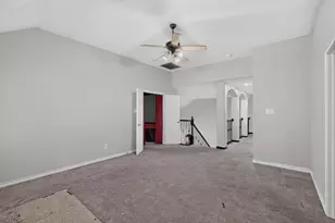 5919 Ridgeway Dr, Grand Prairie, TX 75052 - Photo 28