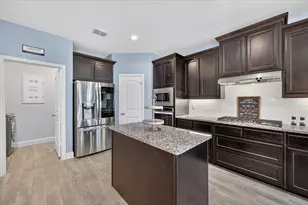 5617 Mountain Island Dr, Fort Worth, TX 76179 - Photo 18