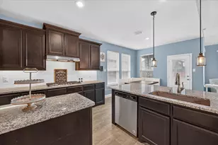 5617 Mountain Island Dr, Fort Worth, TX 76179 - Photo 18