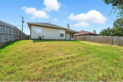 1455 Morrison Drive, Fort Worth, TX 76112 - Photo 16