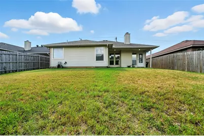 1455 Morrison Drive, Fort Worth, TX 76112 - Photo 14