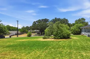 313 W 7th St, Weatherford, TX 76086 - Photo 24
