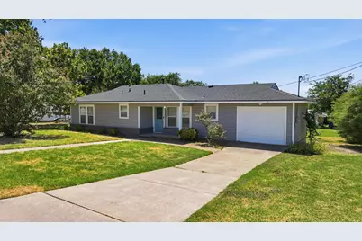 313 W 7th Street, Weatherford, TX 76086 - Photo 1