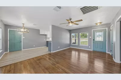 313 W 7th Street, Weatherford, TX 76086 - Photo 6