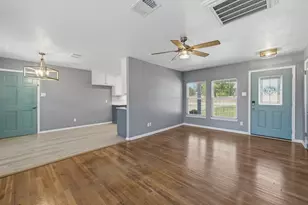 313 W 7th St, Weatherford, TX 76086 - Photo 6