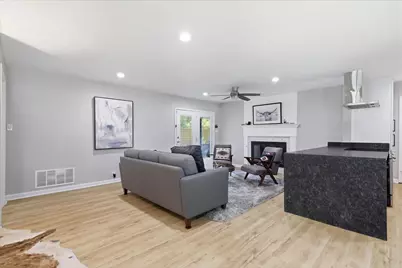 10941 Beauty Lane, Dallas, TX 75229 - Photo 8