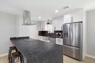 10941 Beauty Lane, Dallas, TX 75229 - Photo 10