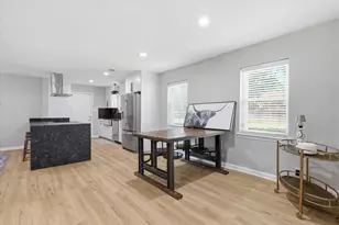 10941 Beauty Ln, Dallas, TX 75229 - Photo 18