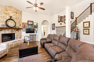 320 Robert Joseph St, Burleson, TX 76028 - Photo 10