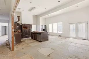 2700 Shadow Wood Ct, Arlington, TX 76006 - Photo 16