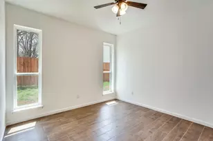 1307 Worthington St, Grapevine, TX 76051 - Photo 12