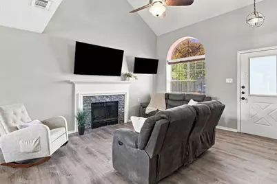 3720 Bigleaf Lane, Fort Worth, TX 76137 - Photo 6