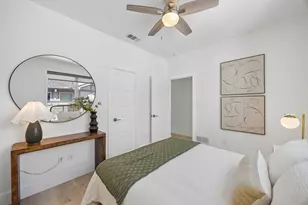 1917 Landon Ln, Dallas, TX 75204 - Photo 22