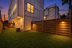 1917 Landon Ln, Dallas, TX 75204 - Photo 2