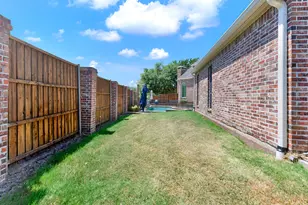 6400 Village Springs Dr, Plano, TX 75024 - Photo 30