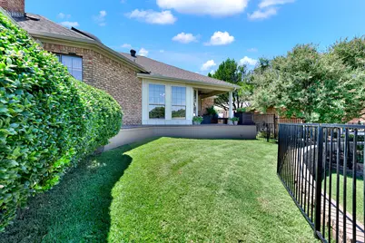 5221 Mariners Drive, Plano, TX 75093 - Photo 6