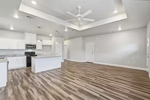 4215 Oneal St, Greenville, TX 75401 - Photo 4